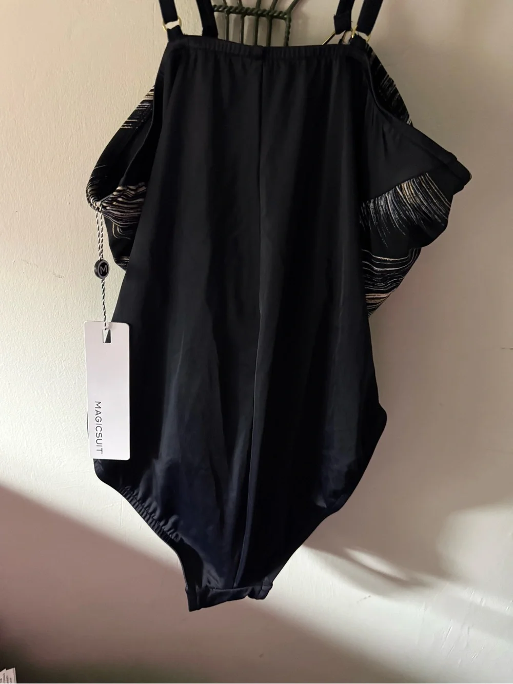 NWT  Magicsuit Stroke of Luck Jill necklace One Piece Black/Gold Sz 14